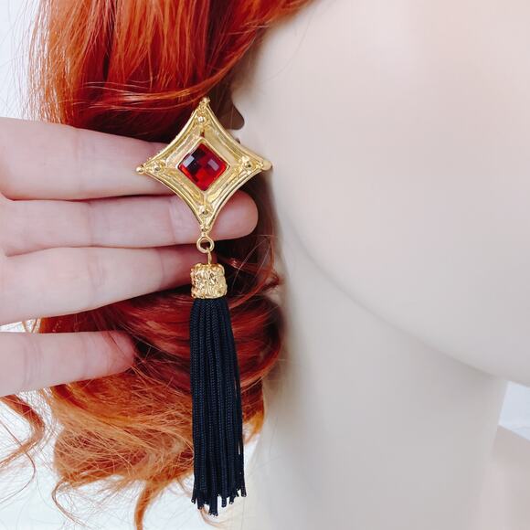 Vintage 1980s Gold Tone Red Glass Long Black Tassel Clip On Runway Earrings - Picture 4 of 12
